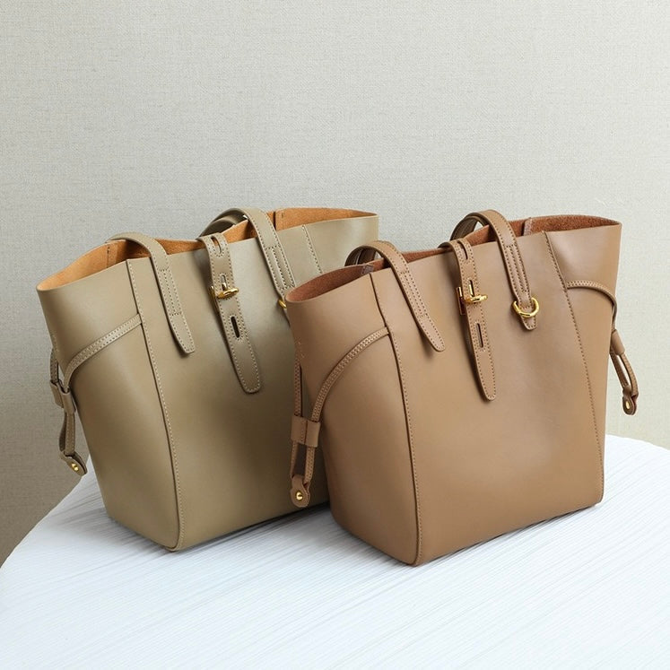Borsa Tote Vintage in Vera Pelle con Chiusura a Lucchetto
