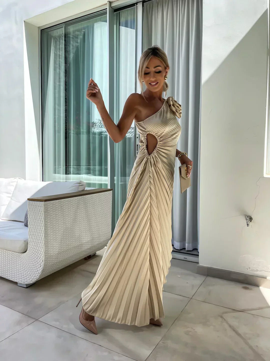 Eya™ | Elegante abito lungo monospalla a fiori