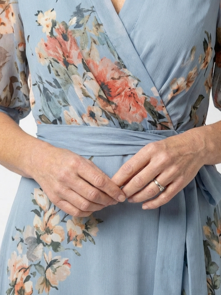 Elowen | Abito Maxi a Fiori con Scollo a V e Drappeggio